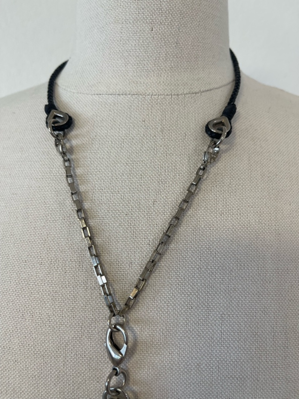 Dolce & Gabbana Corno Necklace Horn Pendant Leather Chain Necklace Womens - Picture 3 of 6